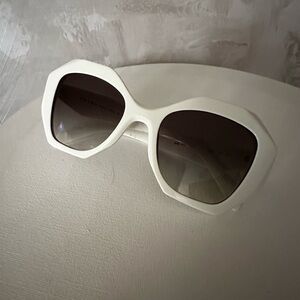 SOLD
Prada  geometric cat eye sunglasses gradient Prada Milano